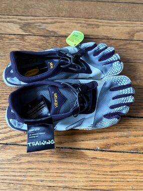 Vibram FiveFingers KSO EVO Minimal Toe Shoes - Size 35 (6-6.5) - NWT